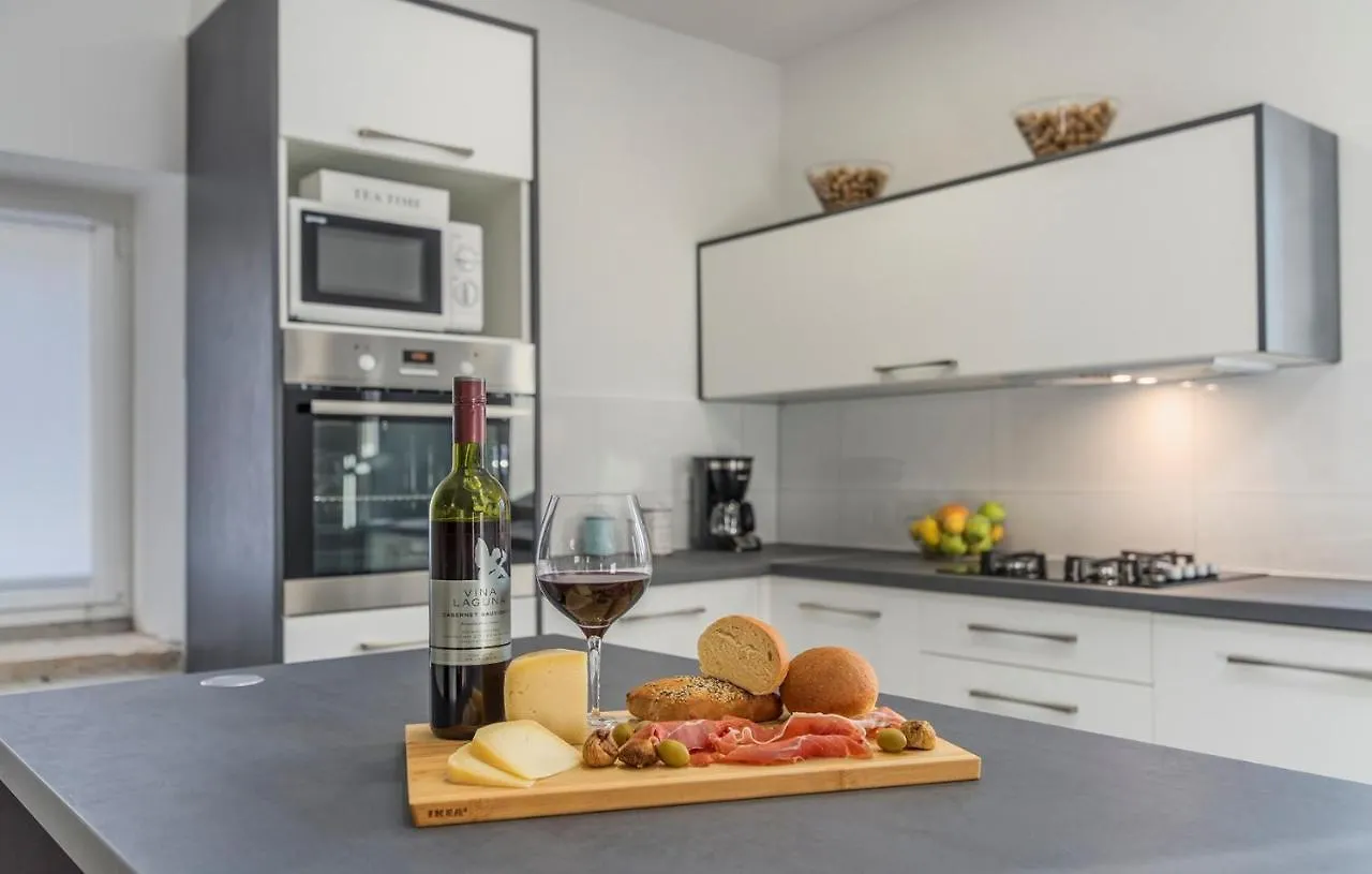 Beautiful Stone House Villa Irma Stranici kod Lovreca