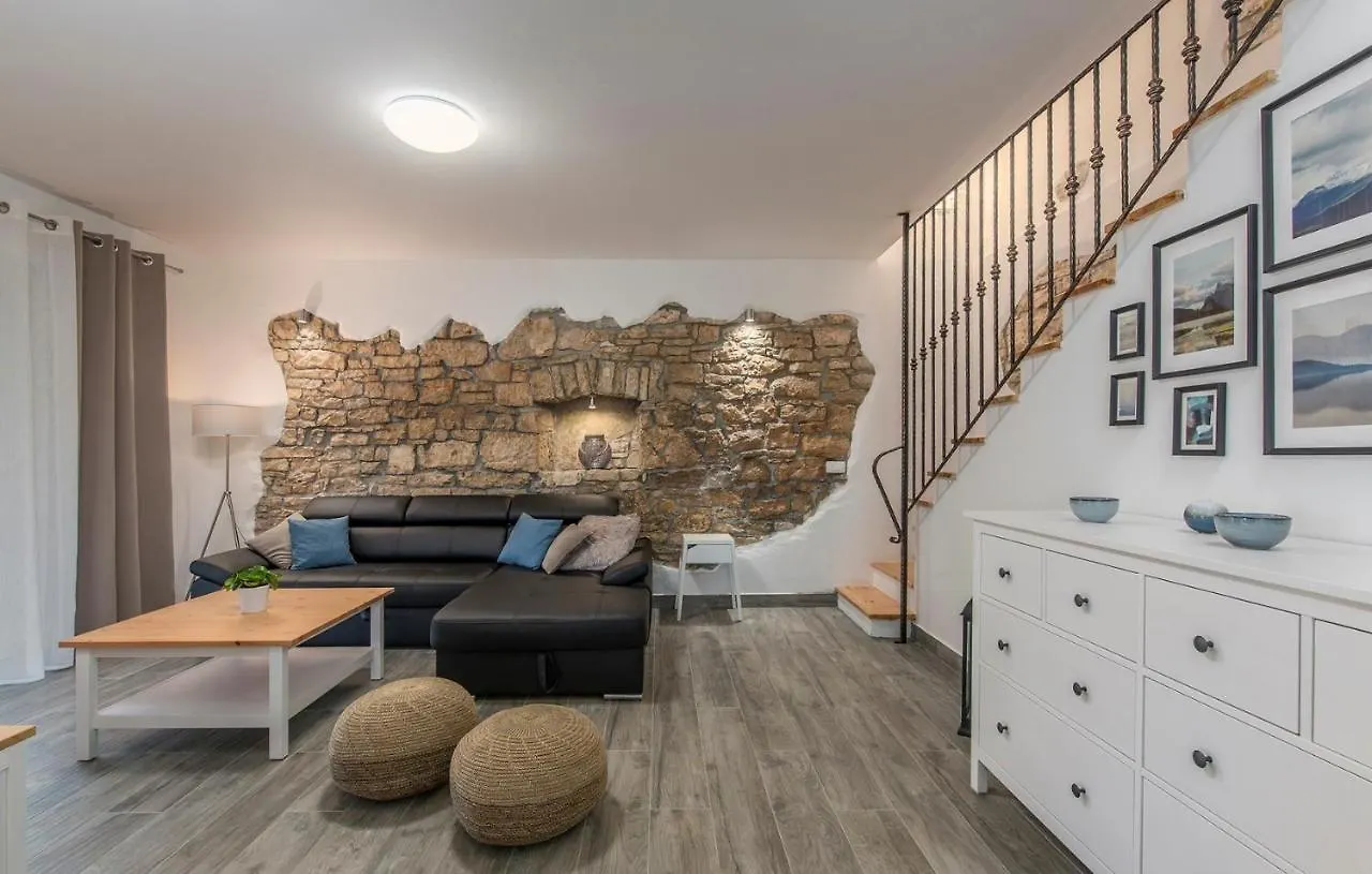Beautiful Stone House Villa Irma Stranici kod Lovreca